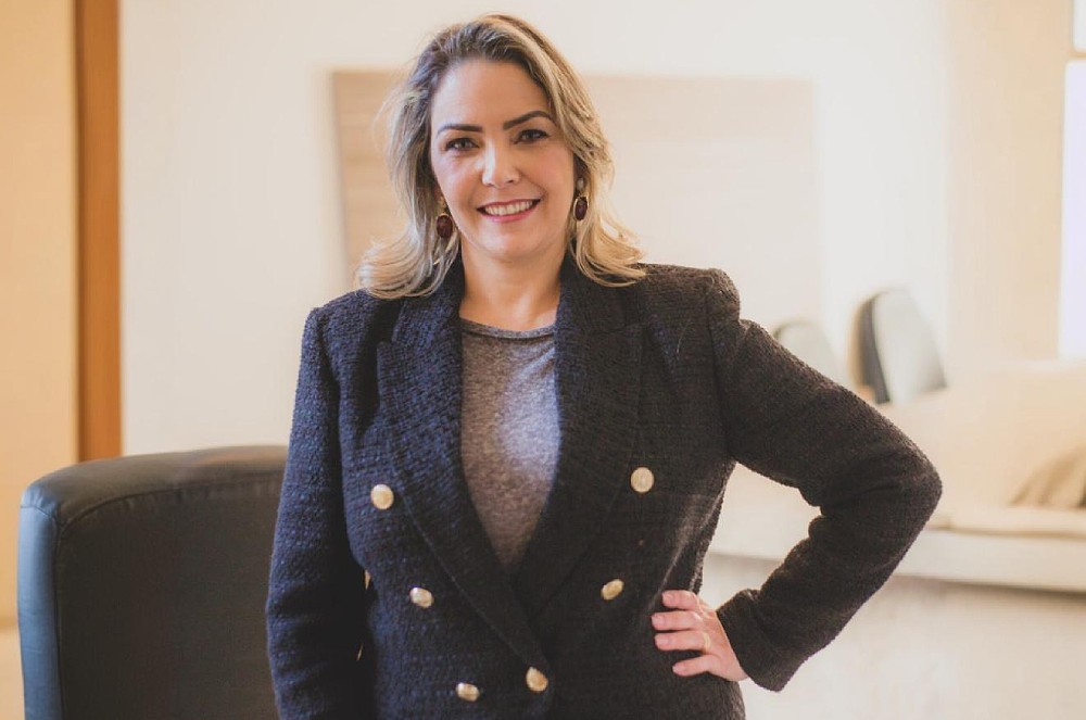 A Transformação da Dra. Kátia Viegas: Quando a Advocacia Encontra o Marketing Consciente