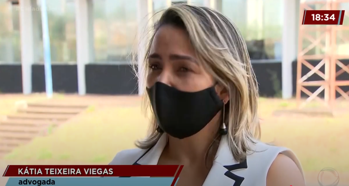 Modelo transexual Maria Fernanda é agredida em posto de combustíveis em Franca