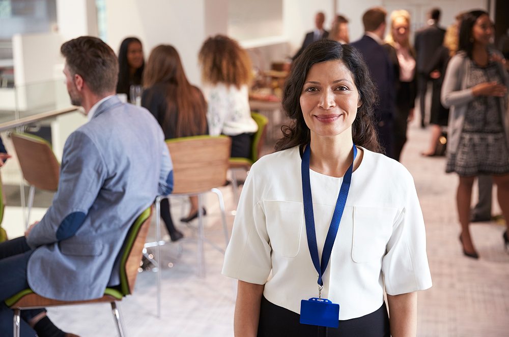 Entenda os direitos dos servidores públicos celetistas ao adicional de insalubridade com Dra. Kátia Viegas